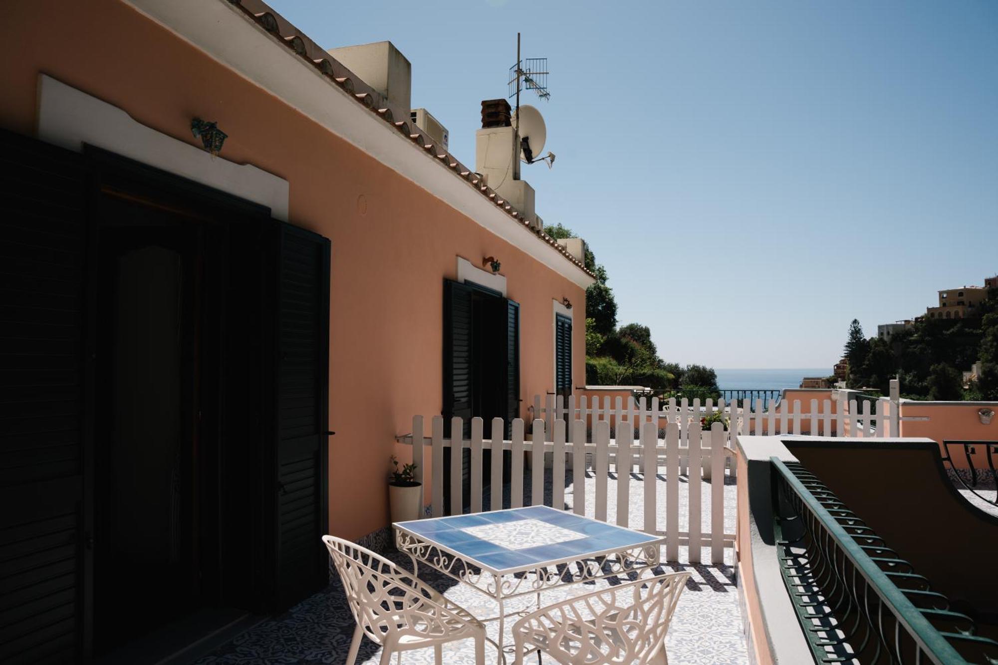 Dormidame Bed and Breakfast Positano Esterno foto